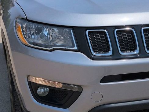 Used 2021 Jeep Compass Latitude w/ Sun and Sound Group image 11