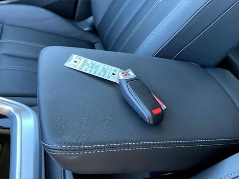 Used 2025 Audi Q5 Premium Plus w/ Premium Plus image 10