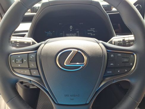 Used 2025 Lexus UX 300h AWD w/ Cold Area Package image 8