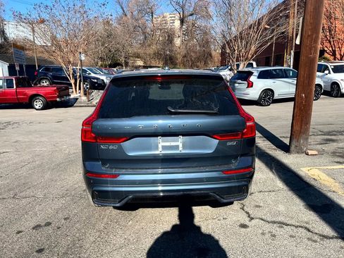Used 2025 Volvo XC60 B5 Plus image 6