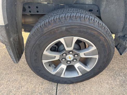 Used 2019 Chevrolet Colorado Z71 image 7