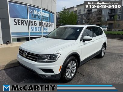 Used 2018 Volkswagen Tiguan SE w/ Panoramic Sunroof Package