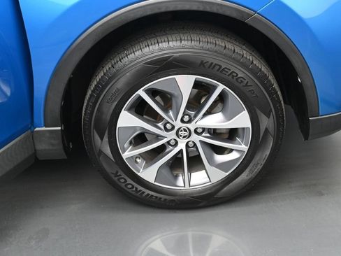 Certified 2016 Toyota RAV4 XLE AWD/4WD image 37