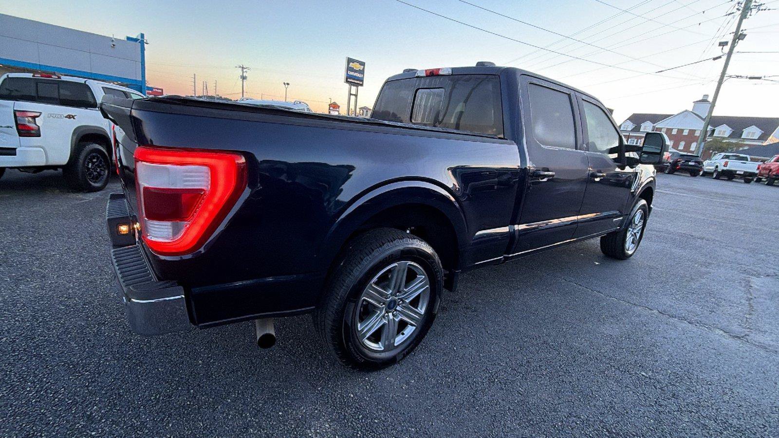 Used 2022 Ford F150 Lariat w/ Equipment Group 501A Mid RWD image 8