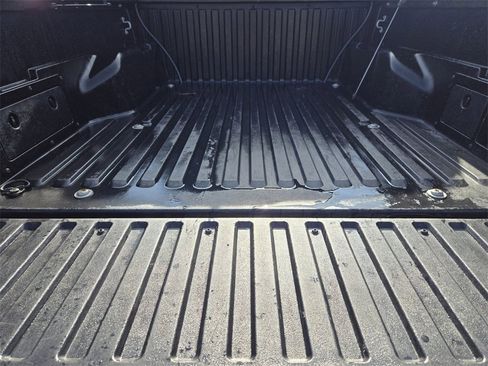 Used 2016 Toyota Tacoma TRD Sport w/ Towing Package image 32