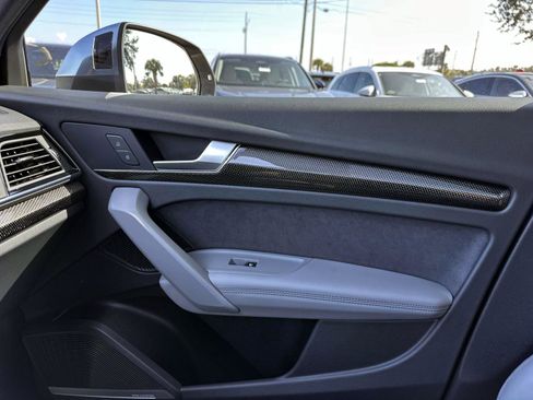 Used 2023 Audi SQ5 Premium Plus w/ Premium Plus Package image 24