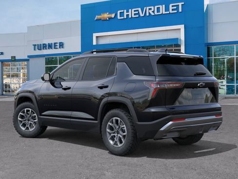 New 2026 Chevrolet Equinox ACTIV w/ Convenience Package III AWD/4WD image 3