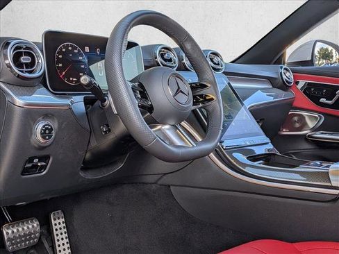 Used 2024 Mercedes-Benz CLE 300 4MATIC Cabriolet image 9