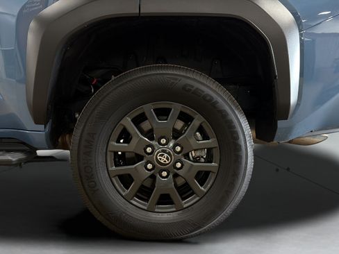 Used 2025 Toyota 4Runner SR5 AWD/4WD image 27