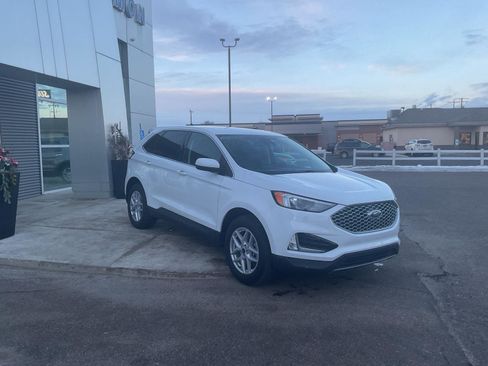 Used 2024 Ford Edge SEL w/ Convenience Package image 7