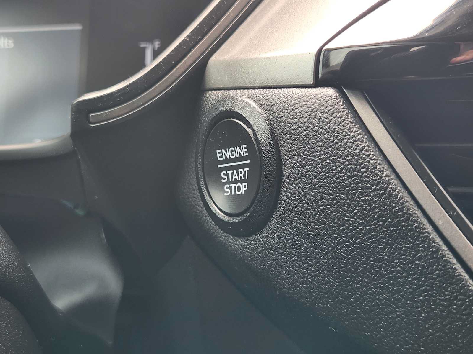 Used 2023 Ford Escape Active FWD image 20