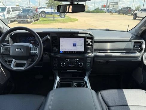 Used 2025 Ford F250 Lariat w/ Lariat Ultimate Package AWD/4WD image 22