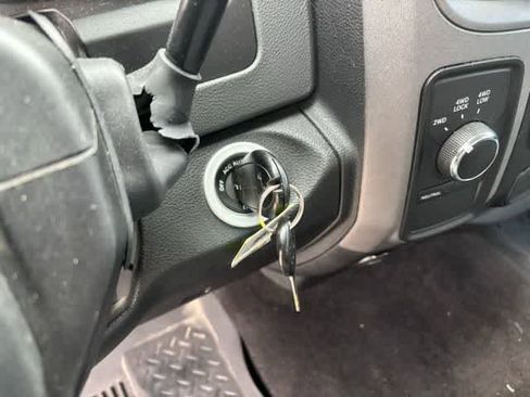 Used 2013 RAM 1500 Express image 22