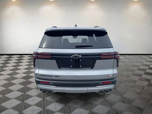 New 2026 Chevrolet Traverse Z71 w/ Enhanced Driving Package image 4