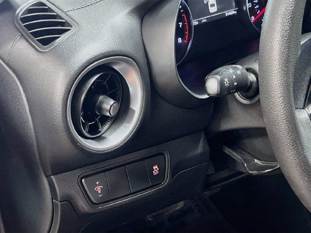 Certified 2023 Kia Forte LXS FWD image 10