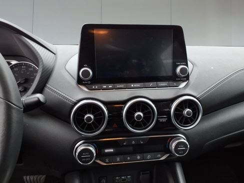 Used 2025 Nissan Sentra SV w/ All-Weather Package image 11