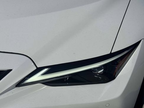 Used 2023 Lexus IS 350 F Sport w/ Memory Package AWD/4WD image 11