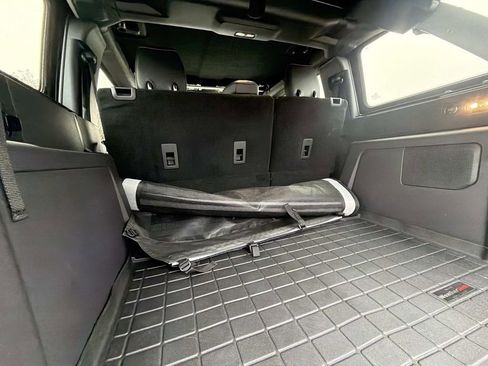 Used 2023 Ford Bronco Badlands image 13