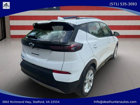 Used 2023 Chevrolet Bolt EUV LT FWD image 5