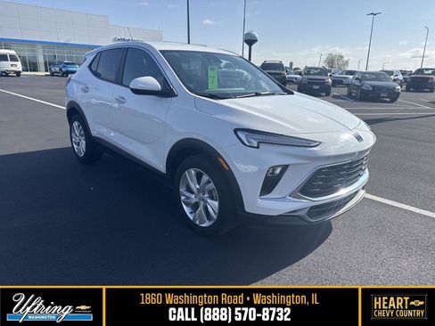 Used 2024 Buick Encore GX Preferred FWD image 1
