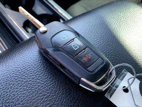 Used 2018 Ford F150 XL w/ Equipment Group 101A Mid image 15