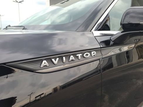 Certified 2024 Lincoln Aviator Reserve w/ Elements Package Plus AWD/4WD image 13