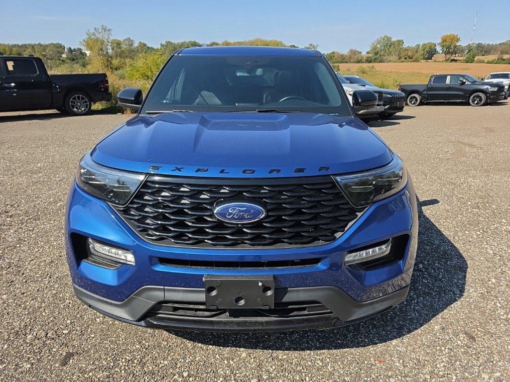 Used 2022 Ford Explorer ST-Line AWD/4WD image 2