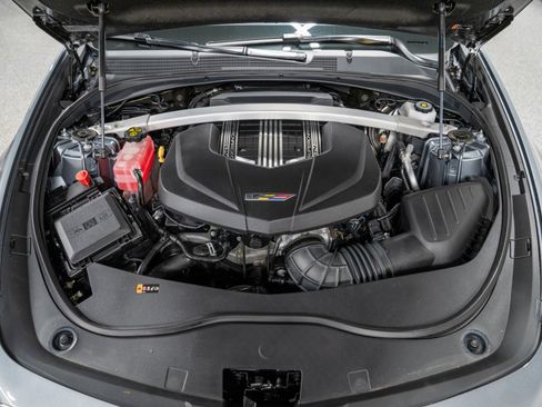 Used 2019 Cadillac CTS V w/ Luxury Package image 11