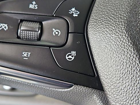 Certified 2025 Chevrolet Trax ACTIV w/ Driver Confidence Package image 18