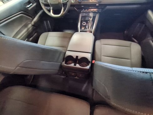 Used 2024 Chevrolet Colorado LT w/ LT Convenience Package image 24