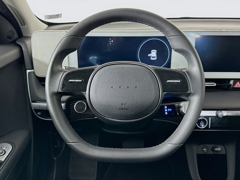 Used 2023 Hyundai Ioniq 5 SE image 18