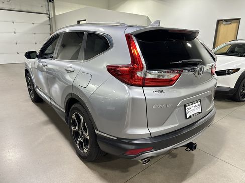 Used 2017 Honda CR-V Touring image 4