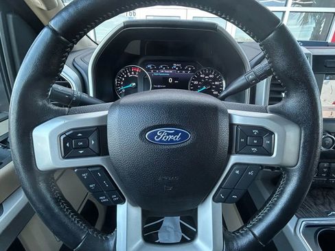 Used 2019 Ford F250 Lariat w/ Lariat Ultimate Package image 16