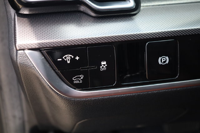 Used 2024 Kia Sportage SX FWD image 11