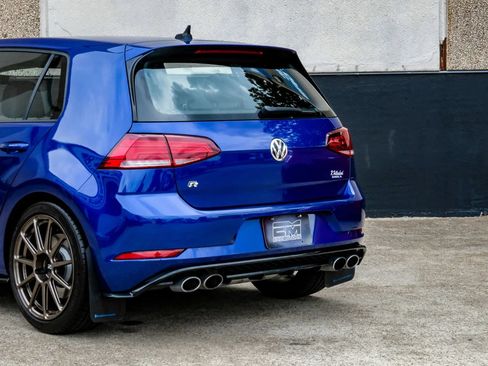 Used 2019 Volkswagen Golf R 4-Door AWD/4WD image 15