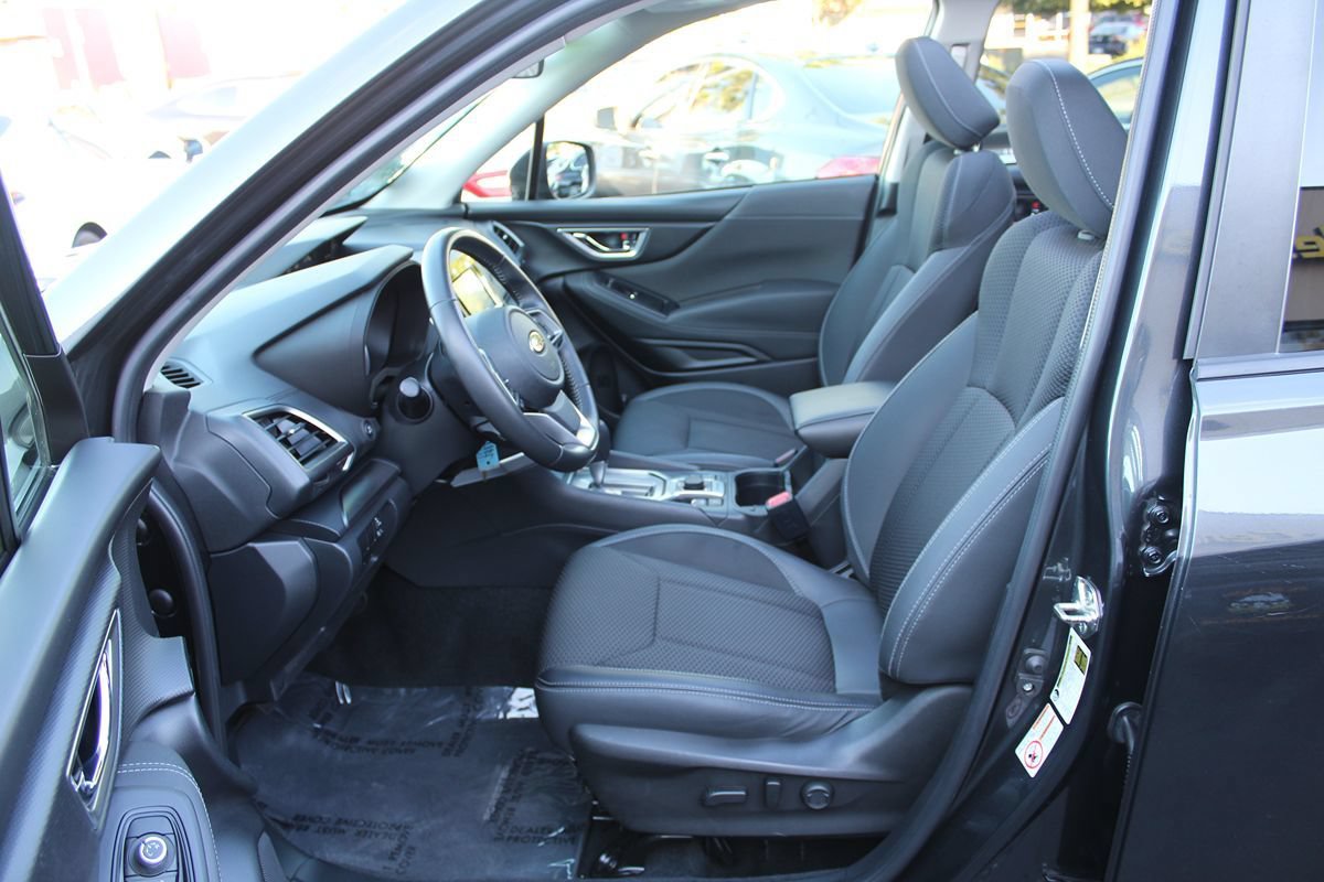 Used 2019 Subaru Forester Premium w/ All-Weather Package AWD/4WD image 19