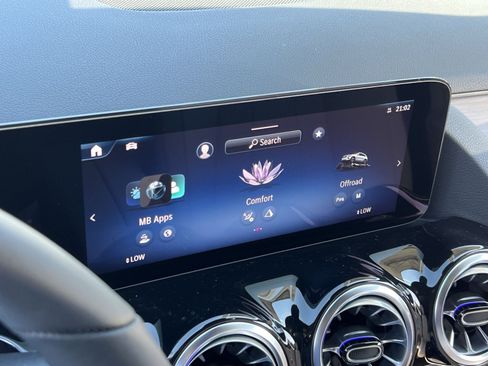 New 2026 Mercedes-Benz GLA 250 4MATIC image 25