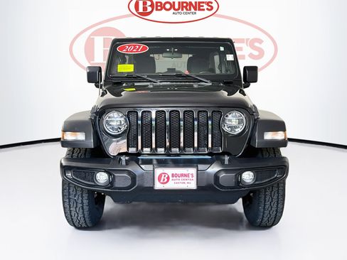 Used 2021 Jeep Wrangler Unlimited Sport AWD/4WD image 4
