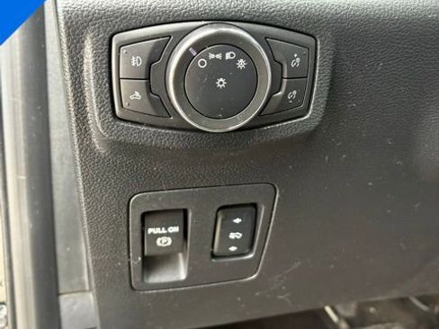 Used 2016 Ford F150 XLT w/ Equipment Group 302A Luxury image 13