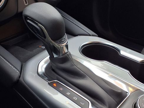 New 2025 Chevrolet Blazer LT w/ Convenience Package image 6