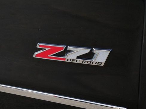 Used 2017 Chevrolet Silverado 2500 LTZ w/ Duramax Plus Package image 7