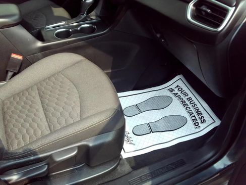 Used 2020 Chevrolet Equinox LT FWD image 22