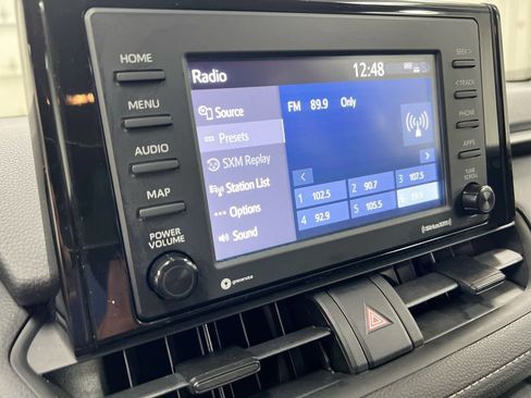 Used 2021 Toyota RAV4 XLE FWD image 13