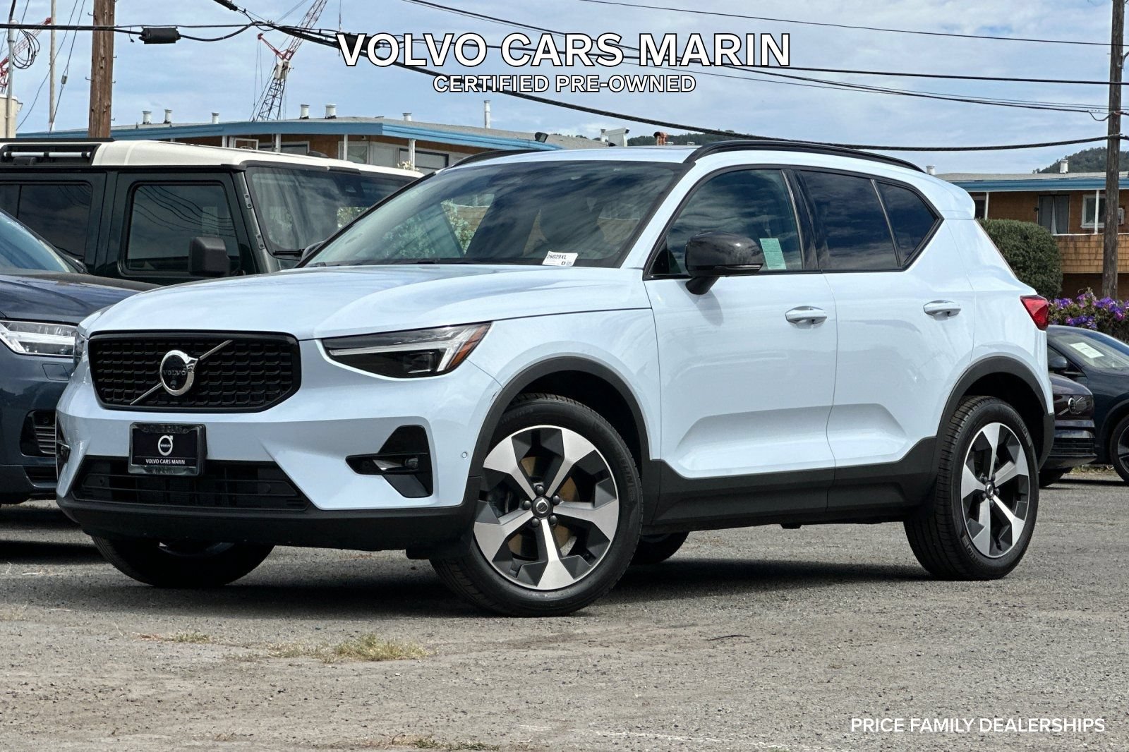 Used 2026 Volvo XC40 B5 Plus w/ Protection Package Premier AWD/4WD image 1