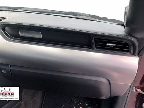 Used 2018 Ford Mustang GT Premium image 16