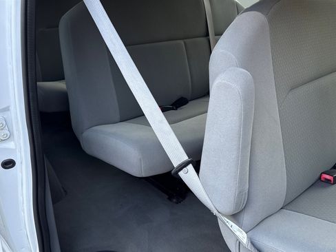 Used 2008 Ford E-350 and Econoline 350 XLT image 9