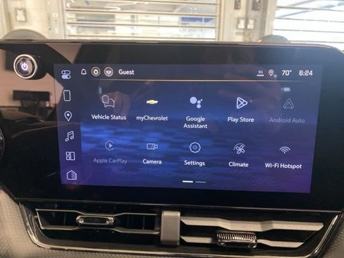 New 2026 Chevrolet Equinox RS w/ Convenience Package III AWD/4WD image 19