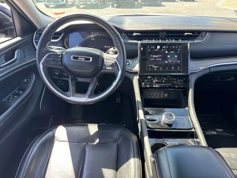 Used 2021 Jeep Grand Cherokee L Limited image 9