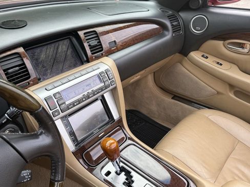 Used 2008 Lexus SC 430 Convertible image 27