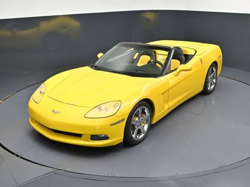 Used 2008 Chevrolet Corvette Convertible w/ Preferred Equipment Group image 24